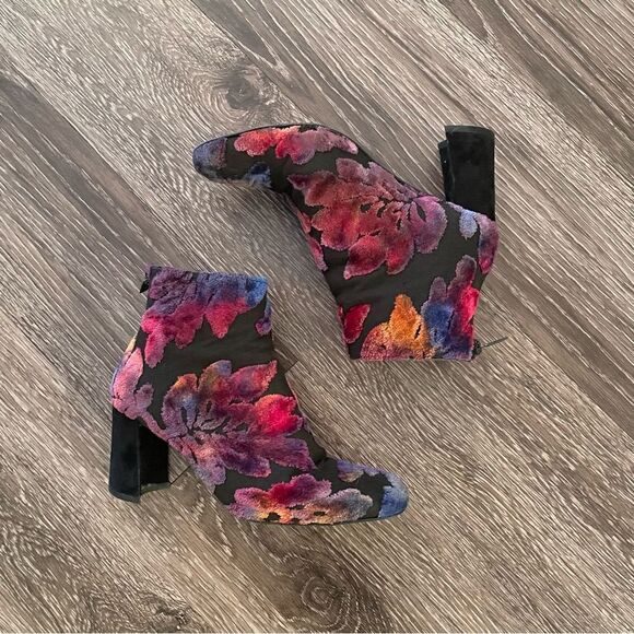 Stuart Weitzman Bacari Botanic Velvet Booties - Picture 1 of 10